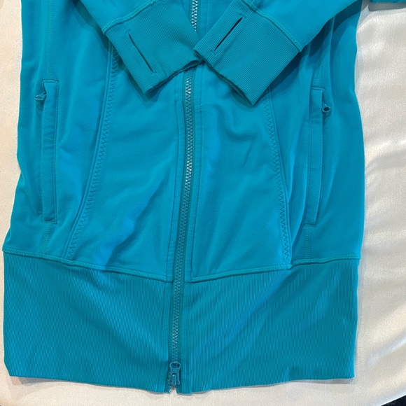 Lululemon Women's Turquoise  Jacket - Picture 4 of 6